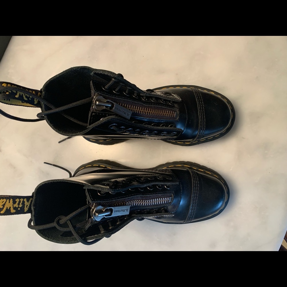 Dr Marten Sinclair boots; Size US 7